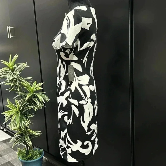 Vince Camuto Sheath midi round neck,short sleeve, 3/4 zip back, pattern - Picture 5 of 13